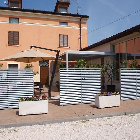 La Cascina Del Sole Hostel Rivarolo del Re ed Uniti Bagian luar foto
