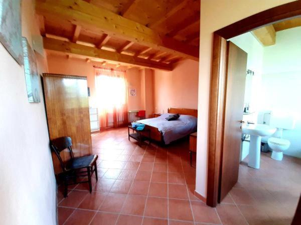 La Cascina Del Sole Hostel Rivarolo del Re ed Uniti Bagian luar foto