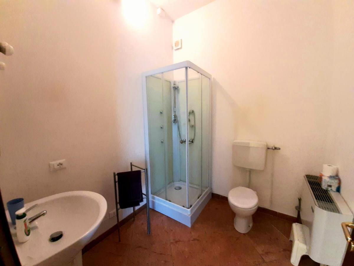 La Cascina Del Sole Hostel Rivarolo del Re ed Uniti Bagian luar foto